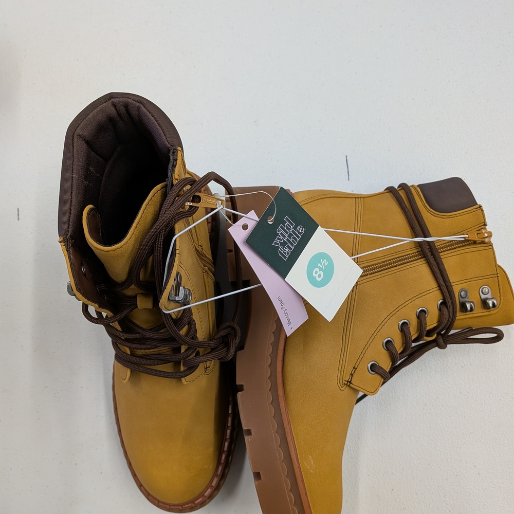 wild fable Men's Tan Work-Style Lace-Up Boots
